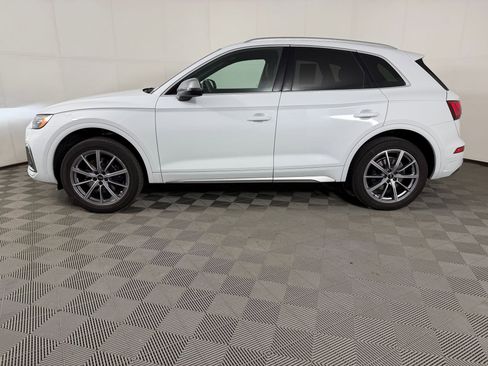 Used 2024 Audi SQ5 Premium Plus AWD/4WD image 2