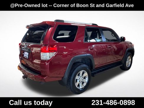 Used 2011 Toyota 4Runner Trail AWD/4WD image 5
