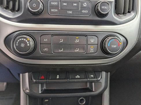 Used 2018 Chevrolet Colorado LT image 16