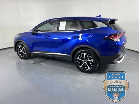 Certified 2023 Kia Sportage EX image 4