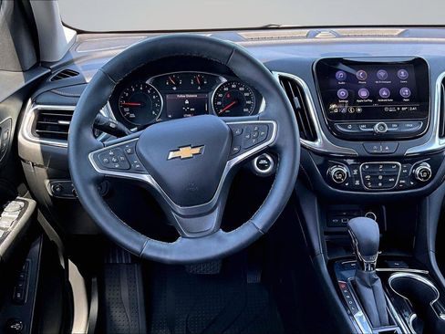 Used 2023 Chevrolet Equinox Premier w/ LPO, Floor Liner Package AWD/4WD image 6