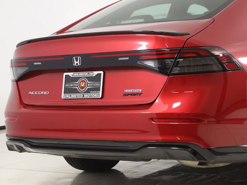 Used 2025 Honda Accord Sport image 46
