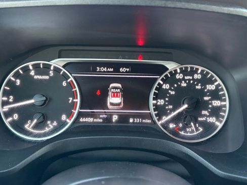 Certified 2023 Nissan Rogue SV image 17