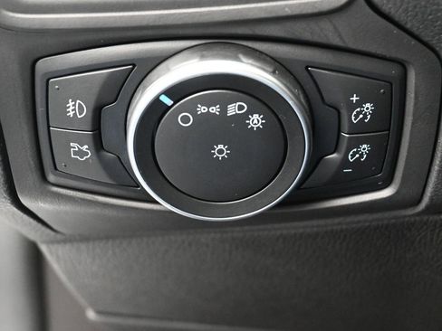 Used 2017 Ford Focus SEL image 14