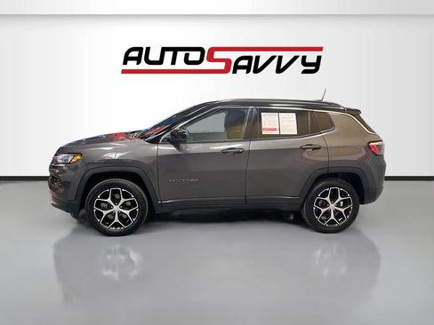 Used 2024 Jeep Compass Limited AWD/4WD image 4