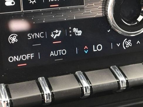 Used 2025 GMC Acadia Elevation FWD image 25