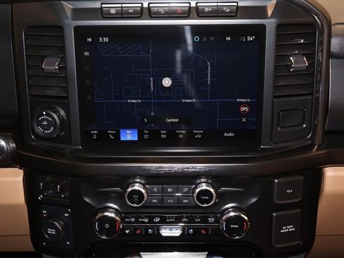 Certified 2024 Ford F350 Lariat w/ Lariat Ultimate Package image 30