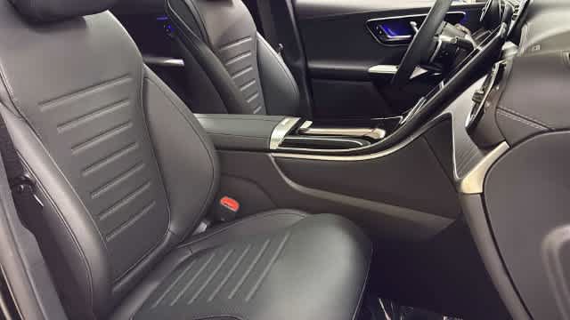Certified 2026 Mercedes-Benz GLC 300 4MATIC image 33