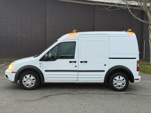 Used 2013 Ford Transit Connect XLT image 5