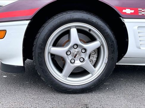 Used 1995 Chevrolet Corvette Convertible RWD image 31