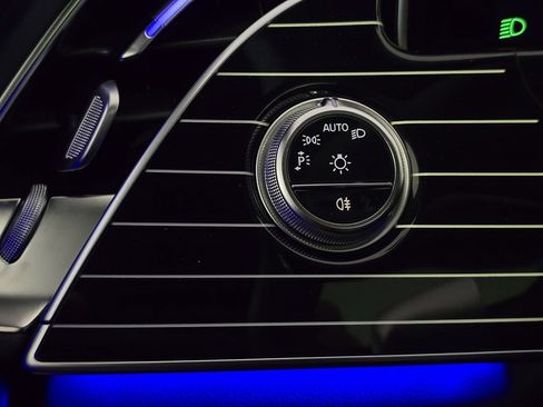 New 2026 Mercedes-Benz E 350 4MATIC Sedan image 24