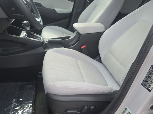Used 2023 Hyundai Kona SEL AWD/4WD image 14