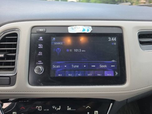 Used 2019 Honda HR-V EX-L image 16