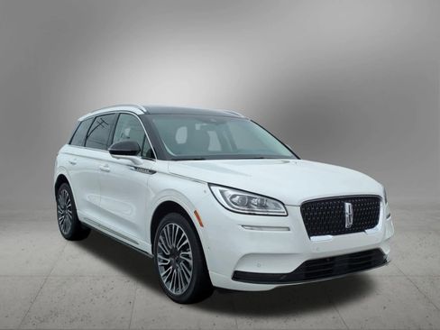 Used 2022 Lincoln Corsair Reserve w/ Equipment Group 201A image 8