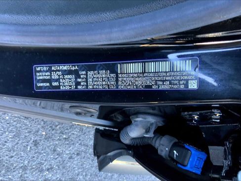 Used 2024 Alfa Romeo Tonale Veloce image 36