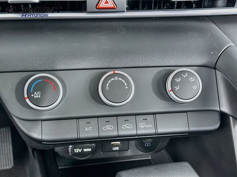New 2026 Hyundai Elantra SE FWD image 19
