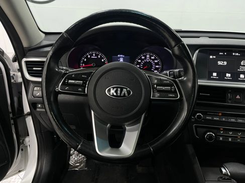 Used 2020 Kia Optima SE FWD image 21