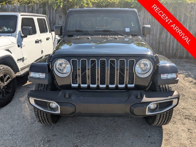 Used 2020 Jeep Gladiator Overland AWD/4WD image 3