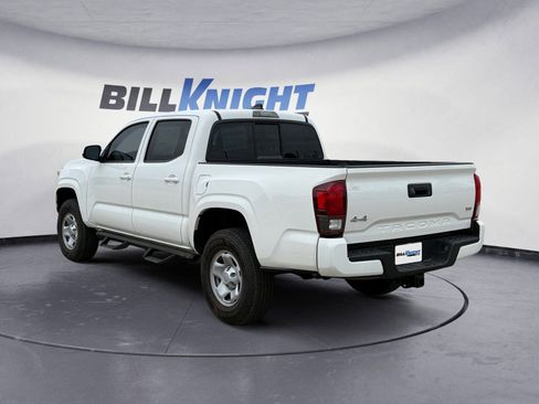 Used 2021 Toyota Tacoma SR image 3