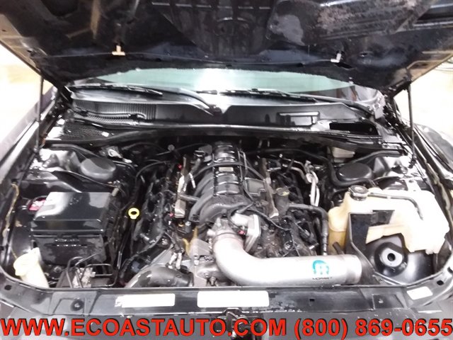 Used 2012 Dodge Challenger R/T Plus RWD image 9
