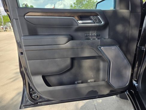 Certified 2026 Chevrolet Silverado 1500 High Country w/ High Country Premium Package AWD/4WD image 19