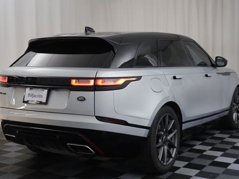 Used 2023 Land Rover Range Rover Velar R-Dynamic S image 17