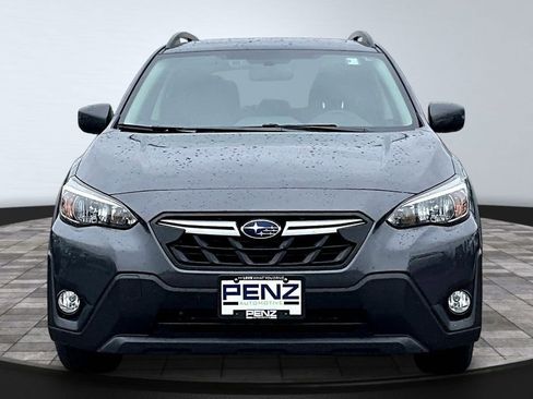 Used 2021 Subaru Crosstrek 2.0i Premium w/ Moonroof Package AWD/4WD image 2