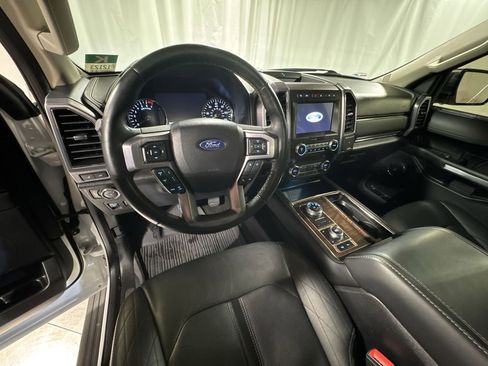 Used 2020 Ford Expedition Platinum image 16