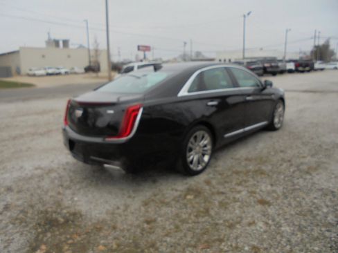 Used 2019 Cadillac XTS Luxury w/ Driver Awareness Package image 4