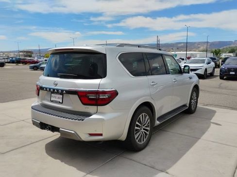 Used 2023 Nissan Armada SL w/ Captain's Chairs Package AWD/4WD image 5