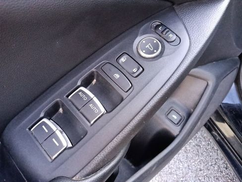 Used 2019 Honda Accord LX image 12
