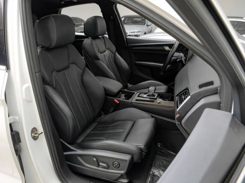 Used 2023 Audi Q5 2.0T Premium Plus w/ Premium Plus Package AWD/4WD image 38