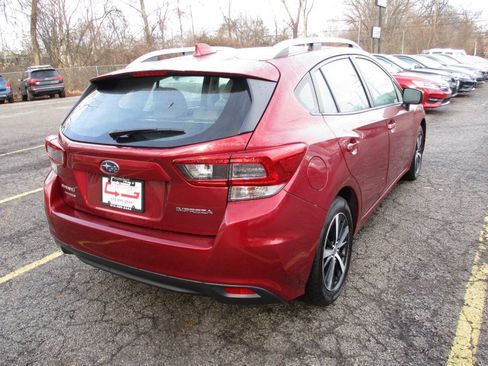 Used 2022 Subaru Impreza 2.0i Premium AWD/4WD image 3