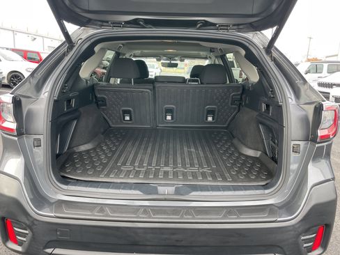 Used 2020 Subaru Outback Premium image 70