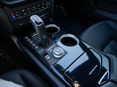 Certified 2022 Maserati Ghibli Modena Q4 image 30