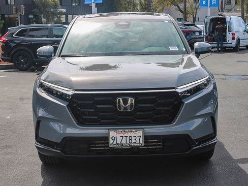 Used 2024 Honda CR-V EX image 2