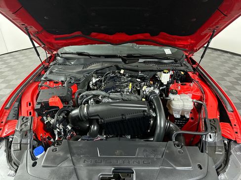 Used 2024 Ford Mustang Coupe image 31