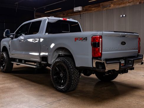 Used 2025 Ford F250 Lariat w/ Chrome Package AWD/4WD image 12