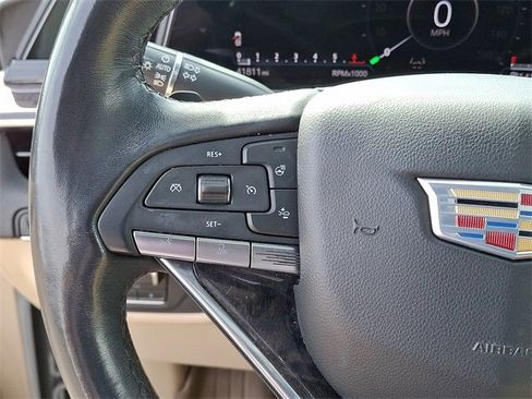 Certified 2022 Cadillac Escalade Premium Luxury w/ Performance Package image 18