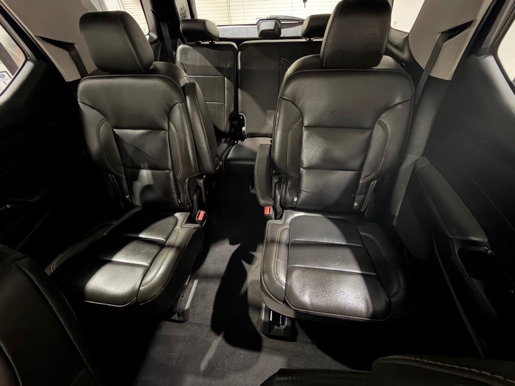 Used 2021 Chevrolet Traverse LT AWD/4WD image 18