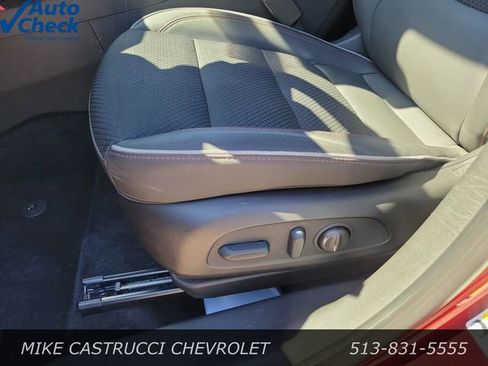 Used 2023 Chevrolet TrailBlazer RS FWD image 19