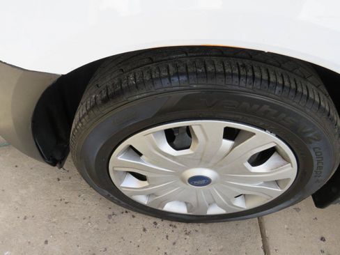 Used 2019 Ford Transit Connect XLT FWD image 22