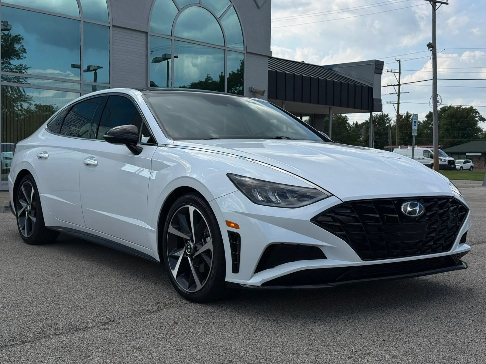 Used 2021 Hyundai Sonata SEL Plus w/ Tech Package FWD image 1