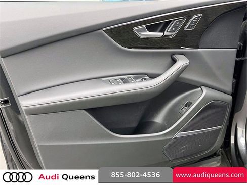Used 2023 Audi Q8 Premium Plus w/ Premium Plus Package image 15