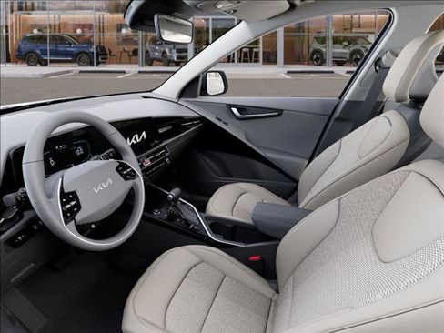 New 2026 Kia Niro EX image 17