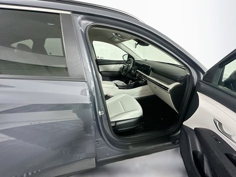 Used 2025 Hyundai Tucson SEL image 30