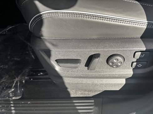 New 2026 INFINITI QX80 Autograph w/ Premium Cargo Package image 12