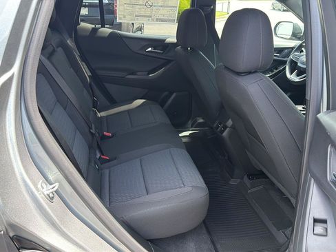 New 2026 Chevrolet Equinox LT FWD image 12