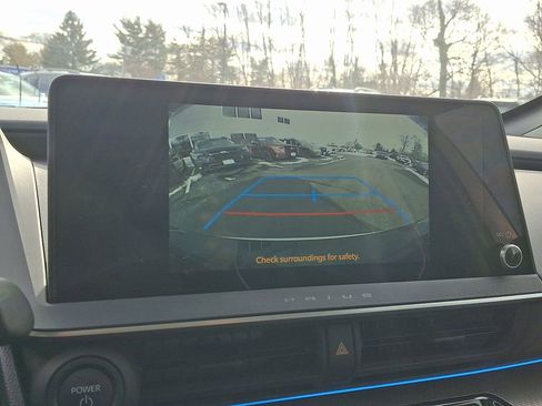 Used 2024 Toyota Prius XLE image 17