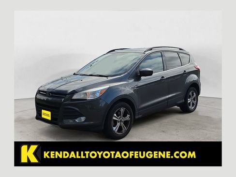 Used 2016 Ford Escape SE w/ Equipment Group 201A FWD image 1